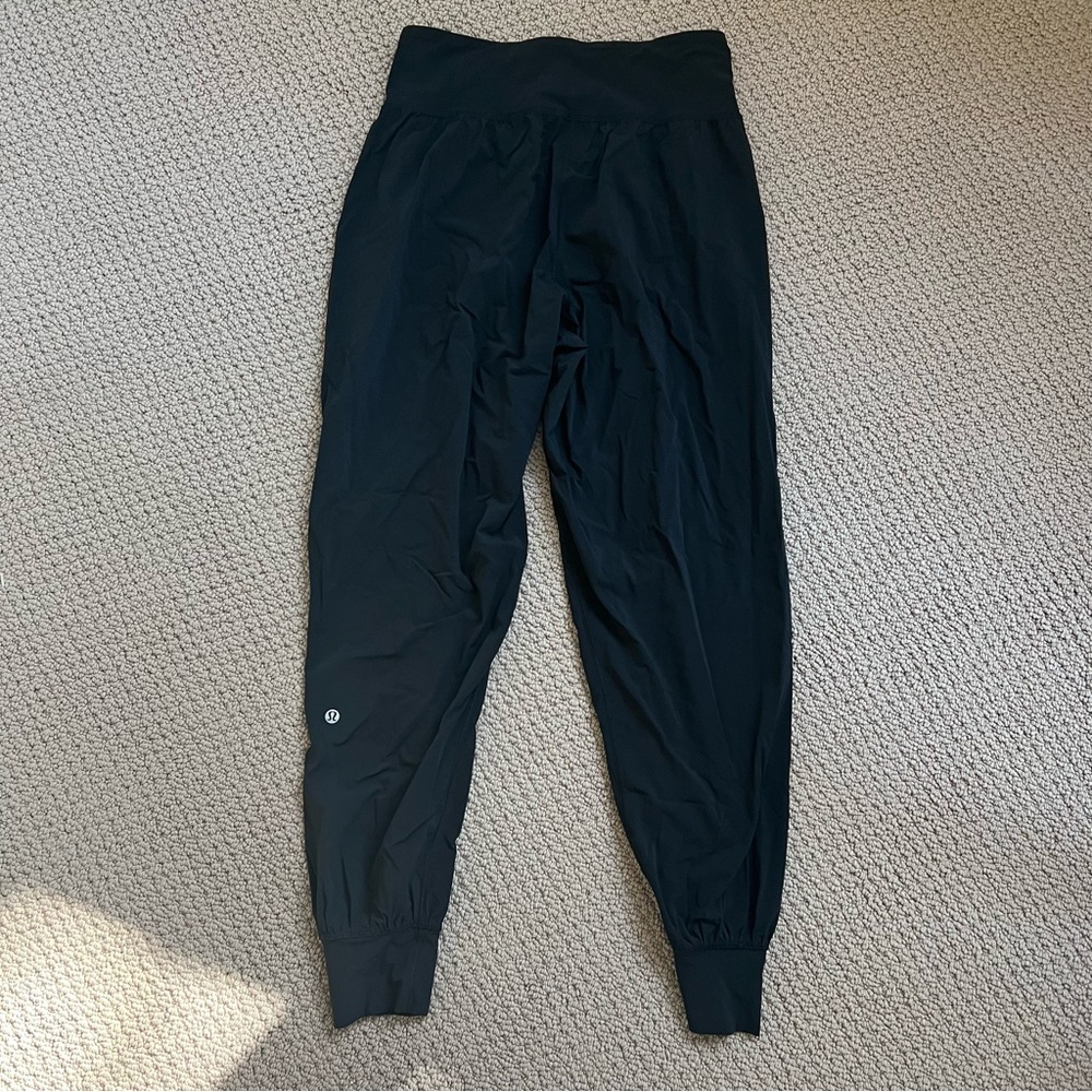 Lightweight Lululemon Black Joggers - Size 6